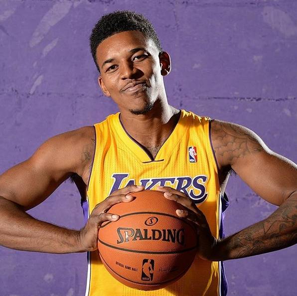 官宣将由光 官宣将由光