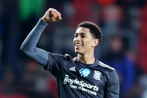 空投落点更 空投落点更